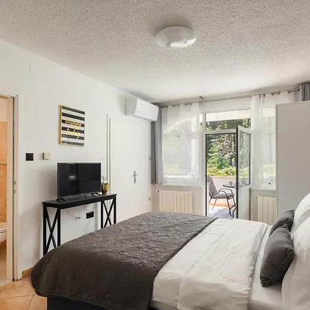 Apartament Maras Premium *