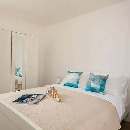 Maras Premium Porec