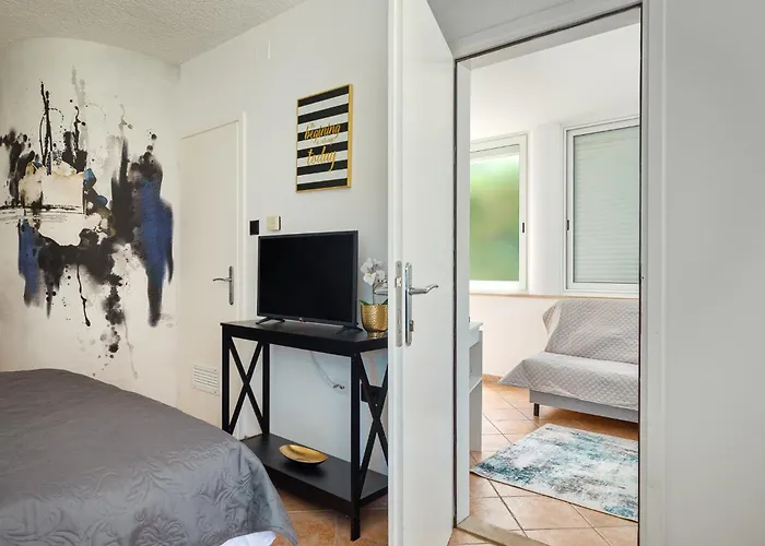 Maras Premium ポレッチ