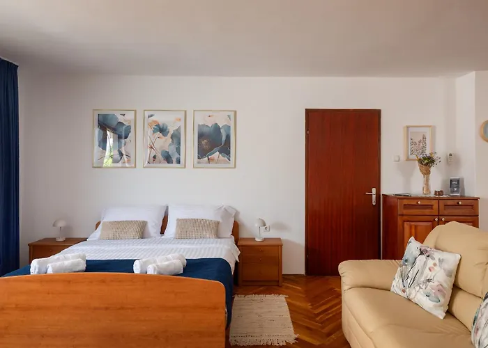 Maras Premium Porec